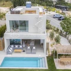 Newly Built Contemporary 3 Bedroom Villa with Sea Views in Santa Barbara de Nexe