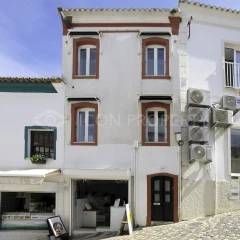 Traditional Portuguese 2 Bedroom Town House in Albufeira's “Old Town” Historic Centre