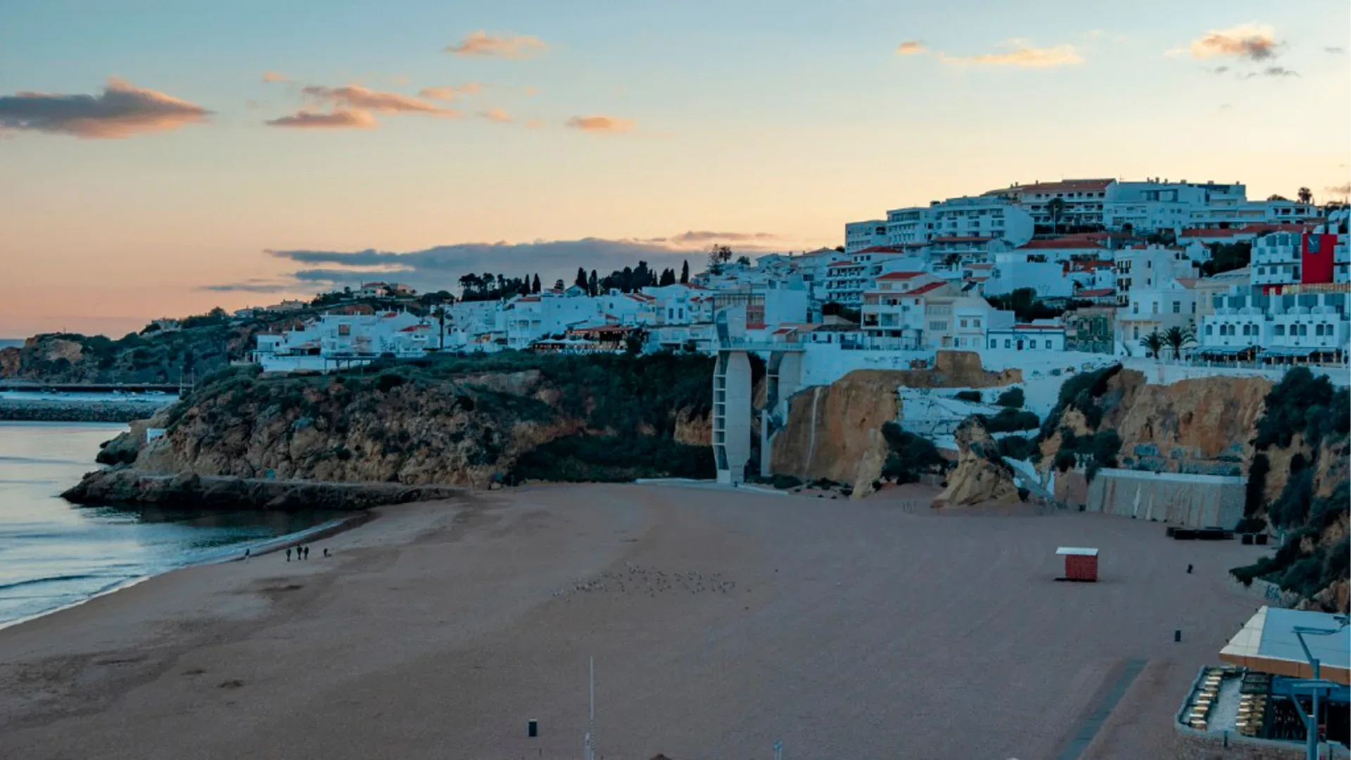 About Albufeira